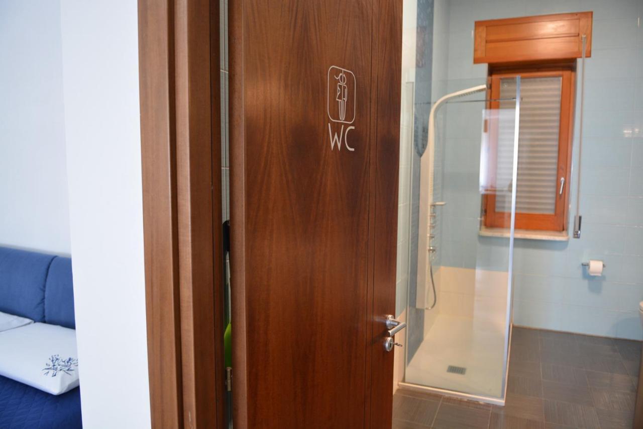 Instile Aparthotel Ашеа Экстерьер фото