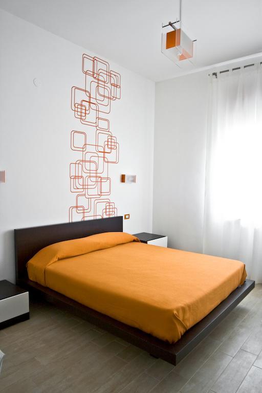 Instile Aparthotel Ашеа Экстерьер фото